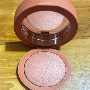 Radiant Pink Blush